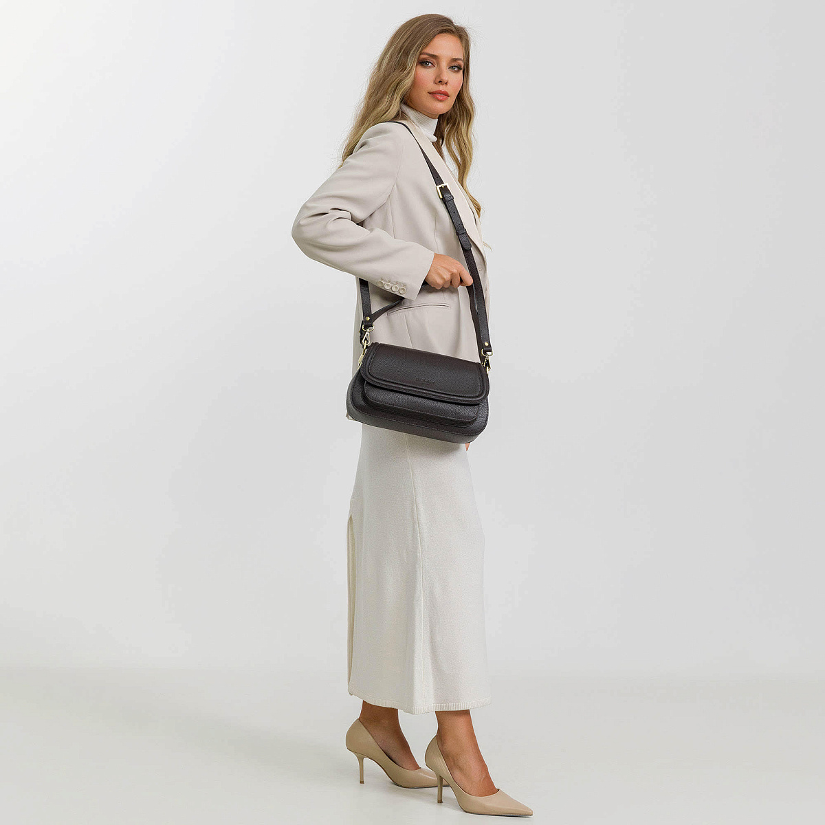 Женская сумка Dr. Koffer из натуральной кожи коричневая