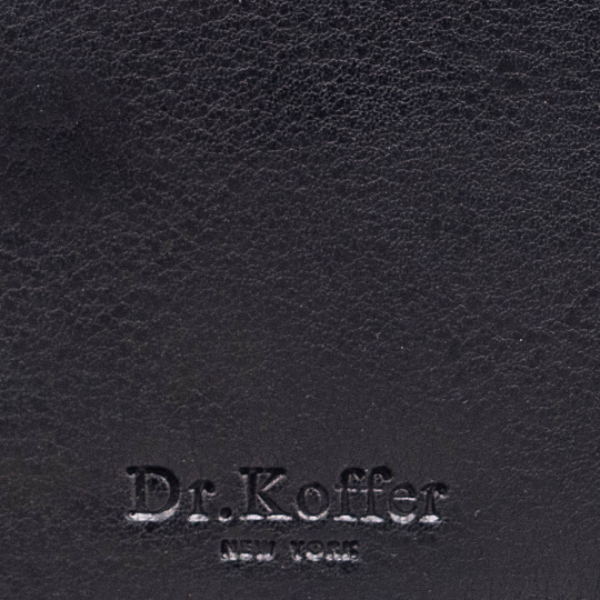 Кредитница Dr.Koffer из натуральной кожи черная