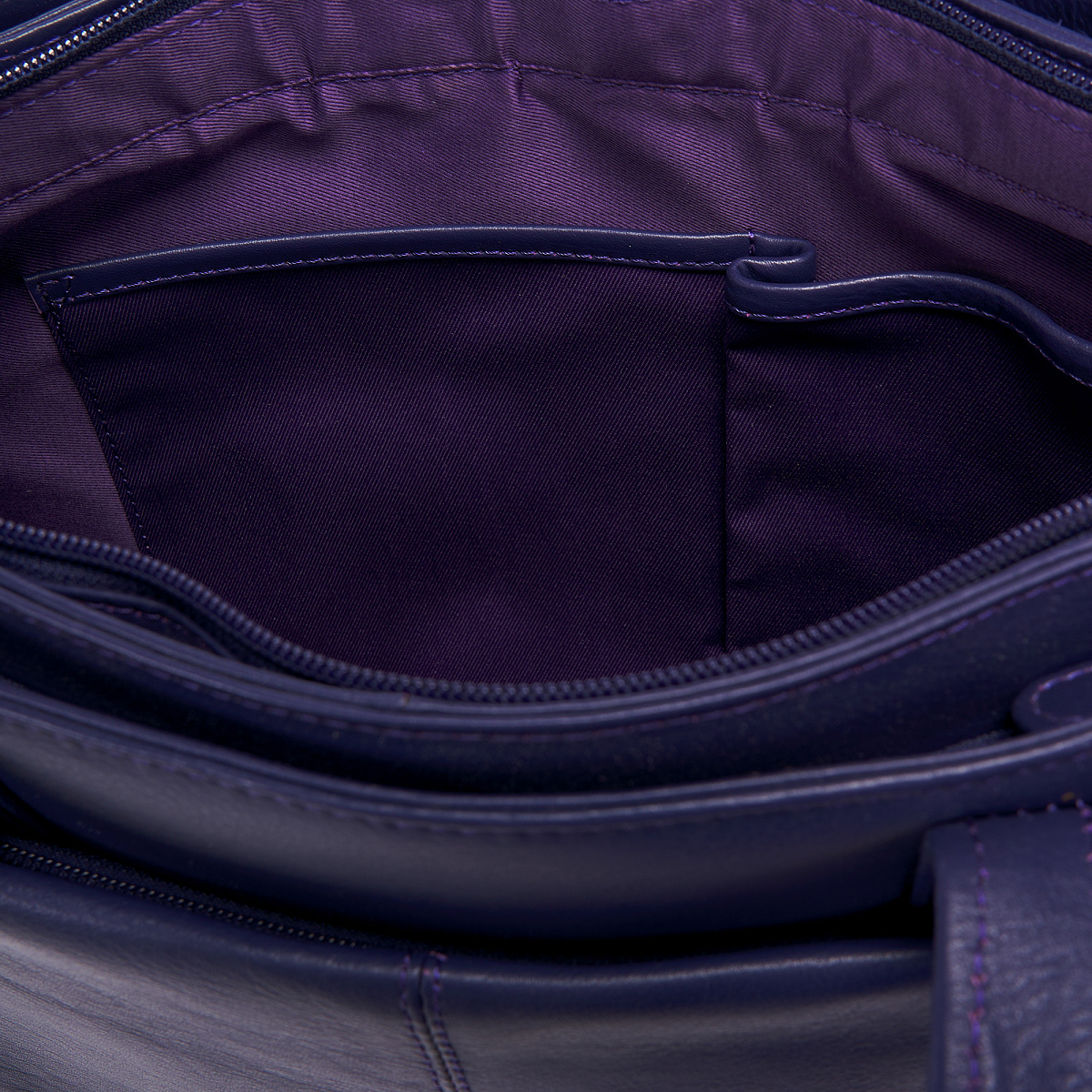 Женская сумка Dr.Koffer из натуральной кожи синяя