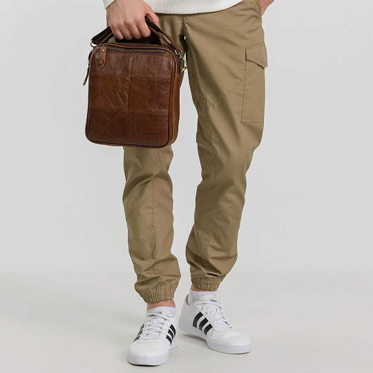 Сумка через плечо Dr.Koffer из натуральной кожи коричневая