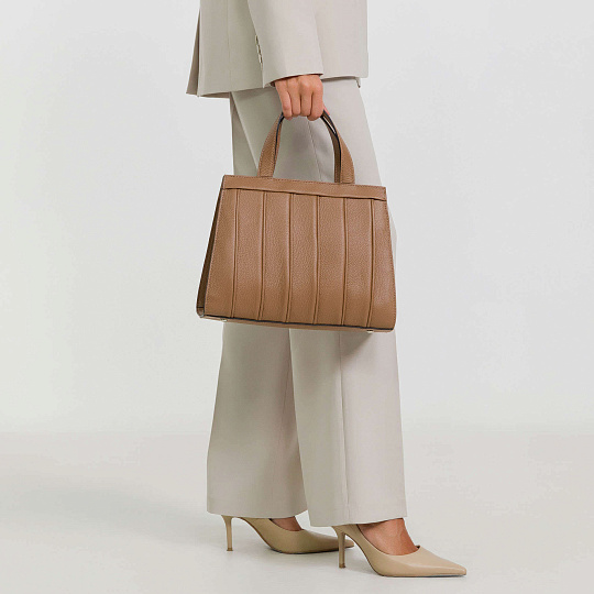 Женская сумка Dr. Koffer из натуральной кожи коричневая