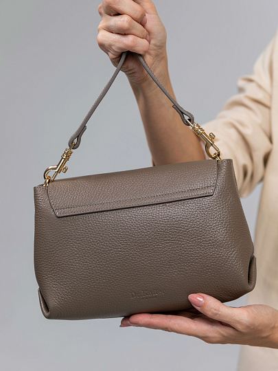 Женская сумка Dr.Koffer из натуральной кожи бежевая