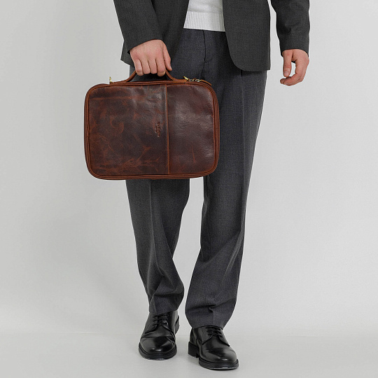 Папка для документов с ручкой Dr. Koffer из натуральной кожи