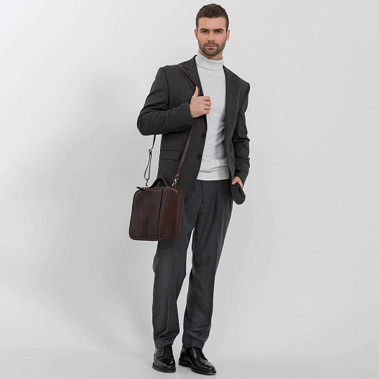 Папка для документов с ручкой Dr. Koffer из натуральной кожи