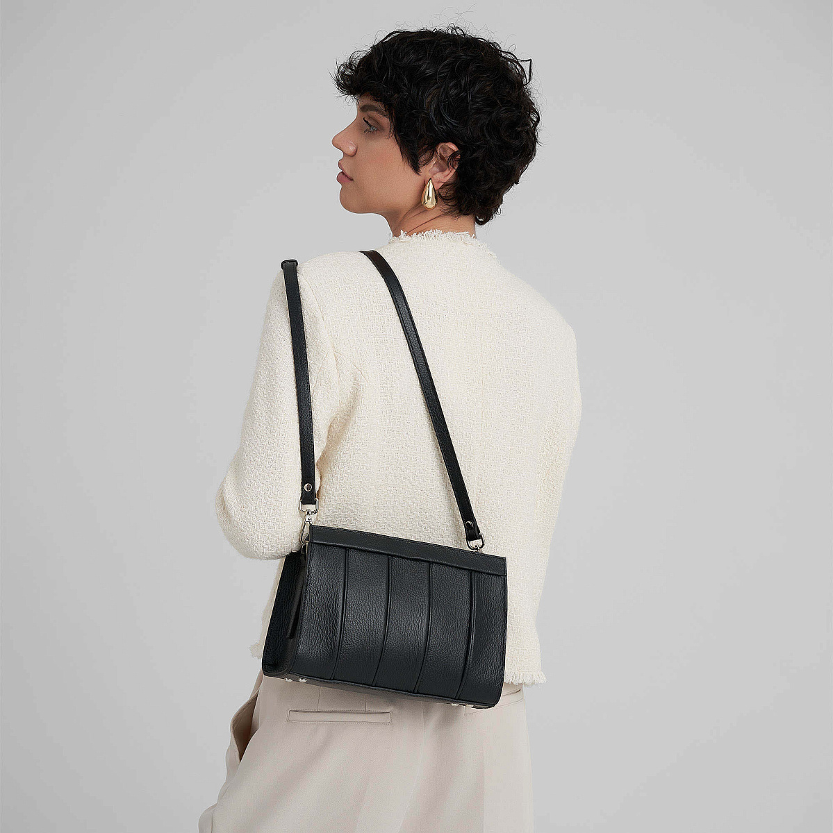 Женская сумка Dr. Koffer из натуральной кожи черная