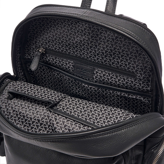 Рюкзак Dr.Koffer из натуральной кожи черный