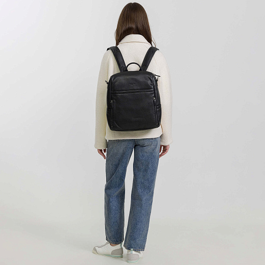 Рюкзак Dr.Koffer из натуральной кожи черный