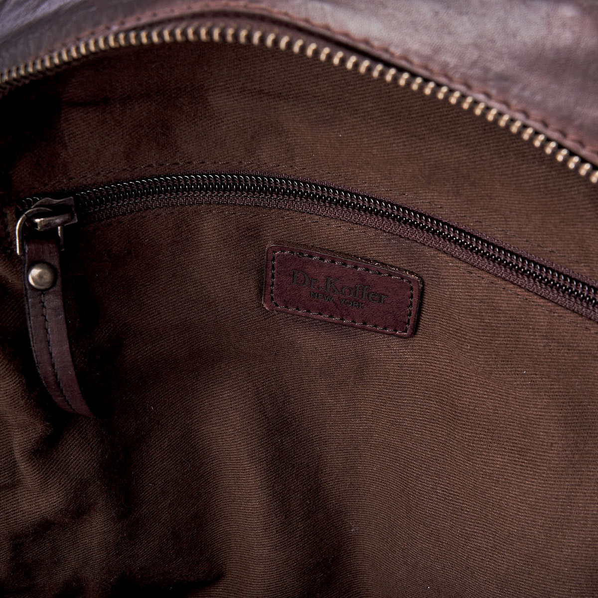 Рюкзак Dr.Koffer из натуральной кожи темно-коричневый