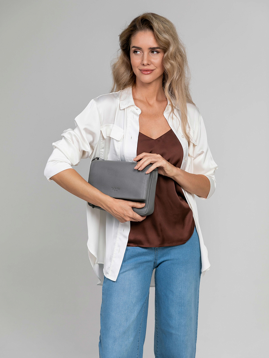 Женская сумка Dr.Koffer из натуральной кожи серая