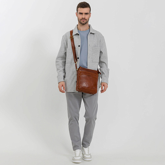 Сумка через плечо Dr.Koffer из натуральной кожи коричневая