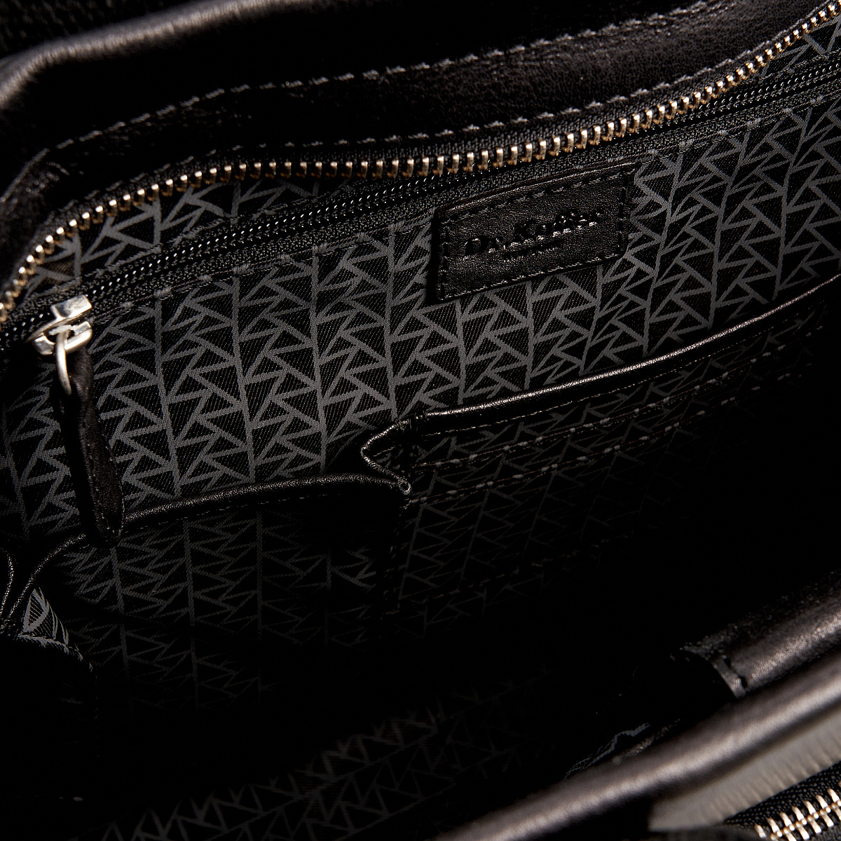 Деловая сумка Dr.Koffer из натуральной кожи черная