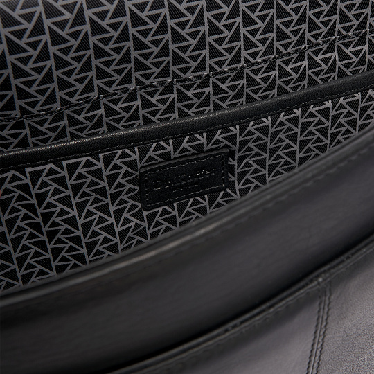 Портфель Dr.Koffer из натуральной кожи черный