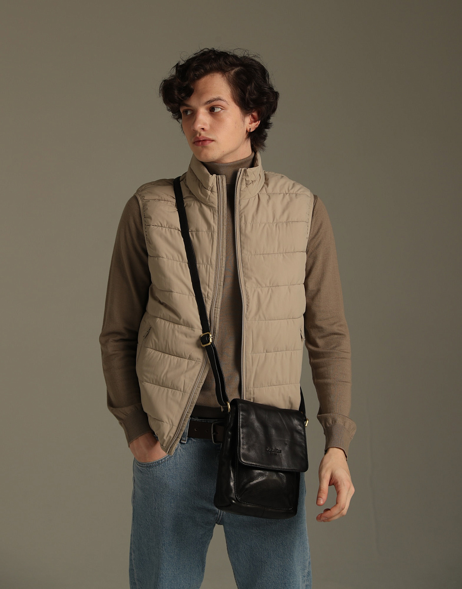 Сумка через плечо Dr.Koffer из натуральной кожи черная