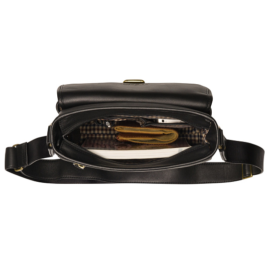 Сумка через плечо Dr.Koffer из натуральной кожи черная