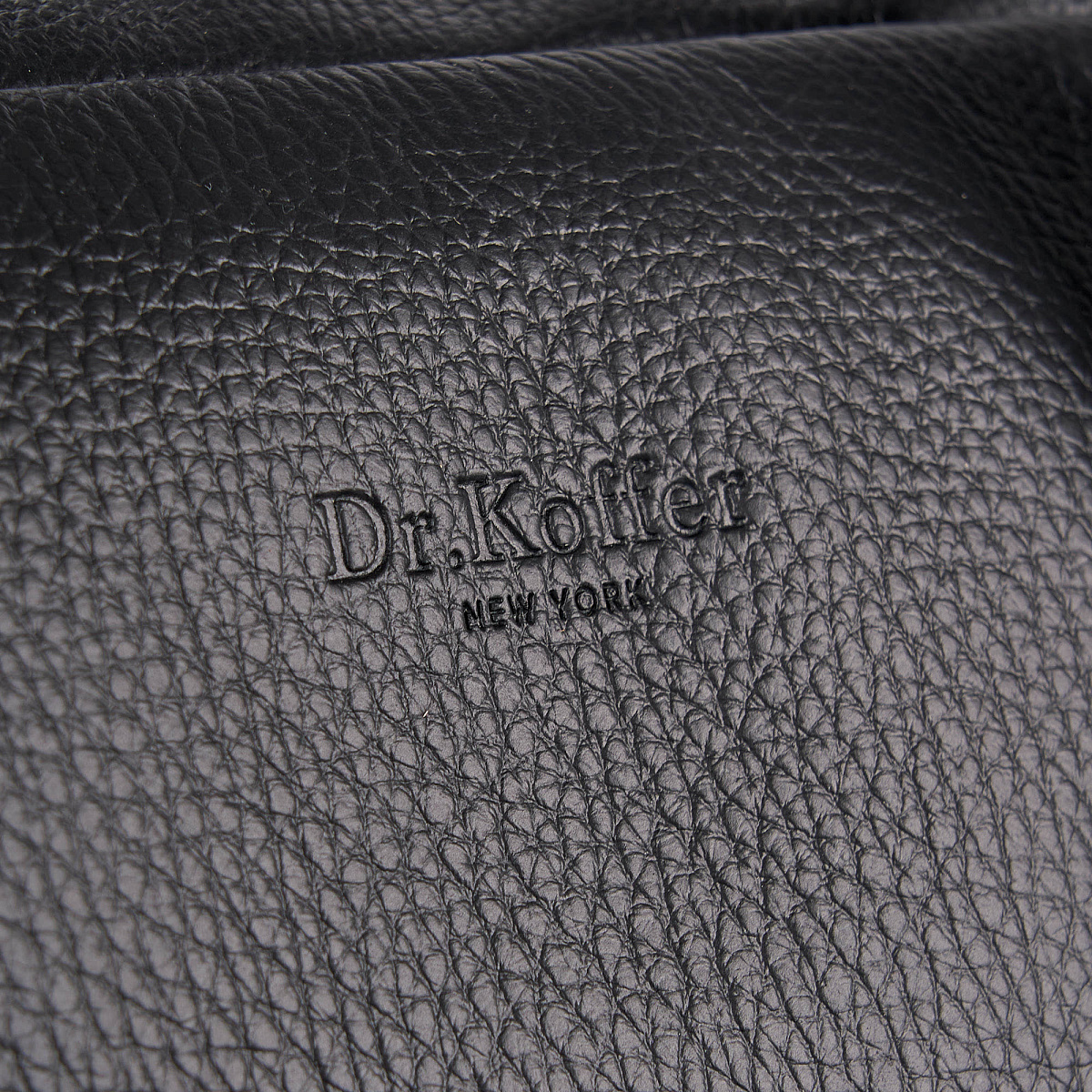 Сумка дорожная Dr.Koffer из натуральной кожи черная