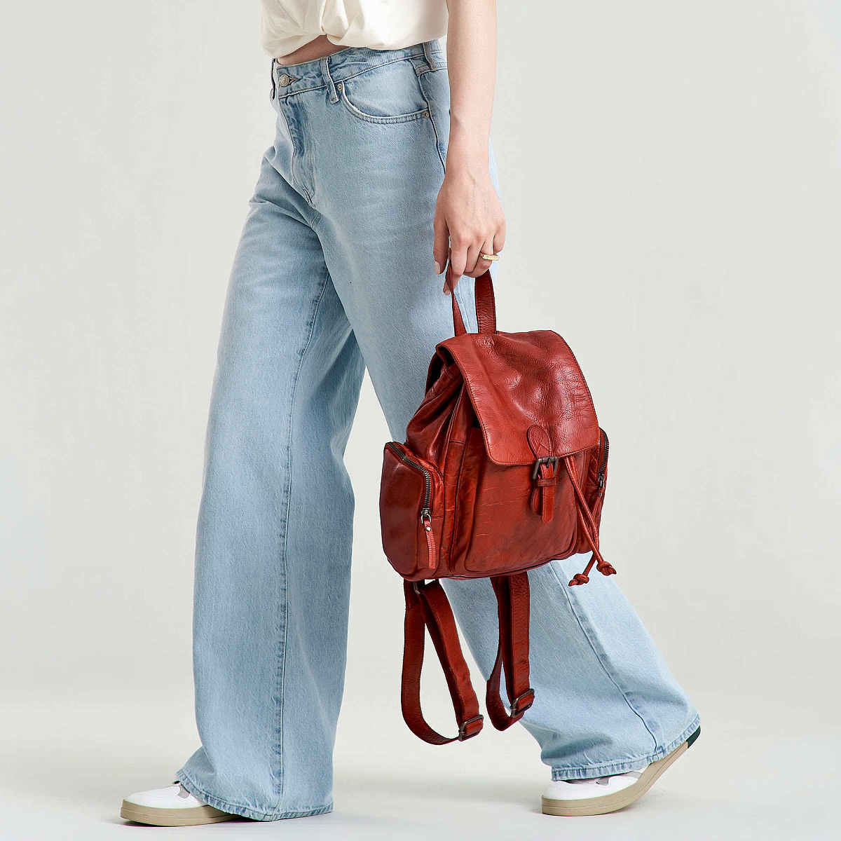 Рюкзак Dr.Koffer из натуральной кожи красный