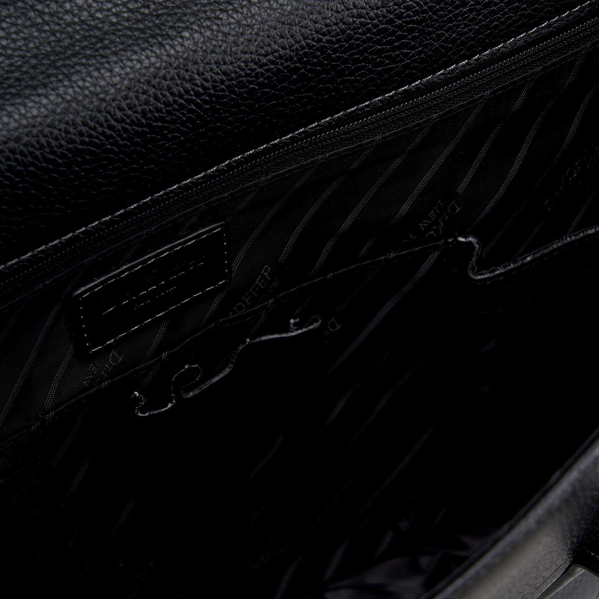 Деловая сумка Dr.Koffer из натуральной кожи черная