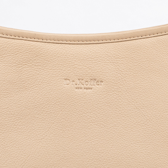 Женская сумка Dr.Koffer из натуральной кожи бежевая