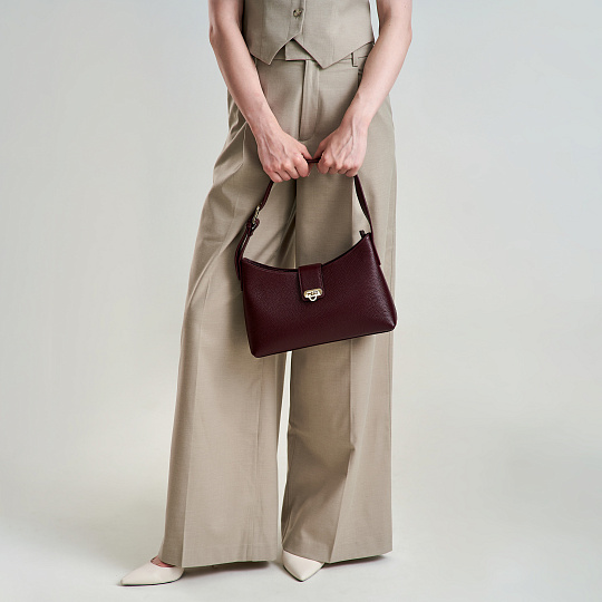 Женская сумка  Dr. Koffer из натуральной кожи бордовая