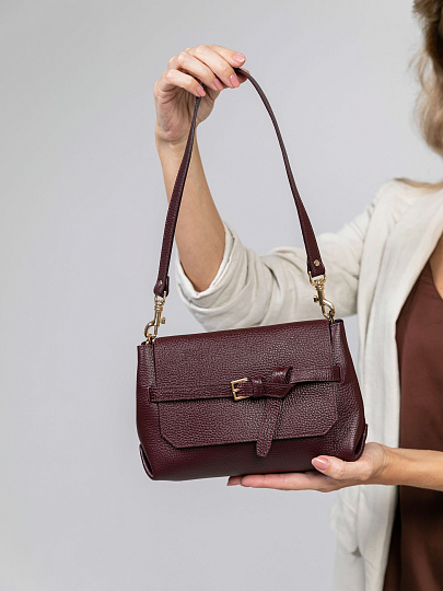 Женская сумка Dr.Koffer из натуральной кожи бордовая