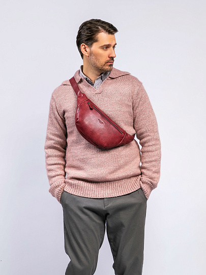 Сумка на пояс Dr. Koffer из натуральной кожи бордовая