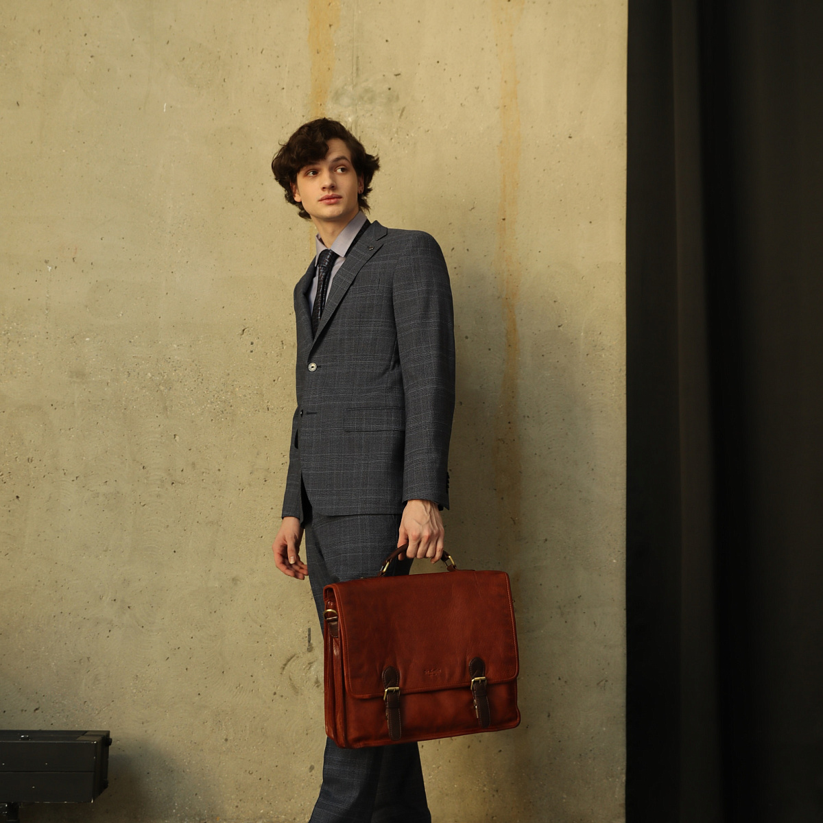 Портфель Dr.Koffer из натуральной кожи светло-коричневый