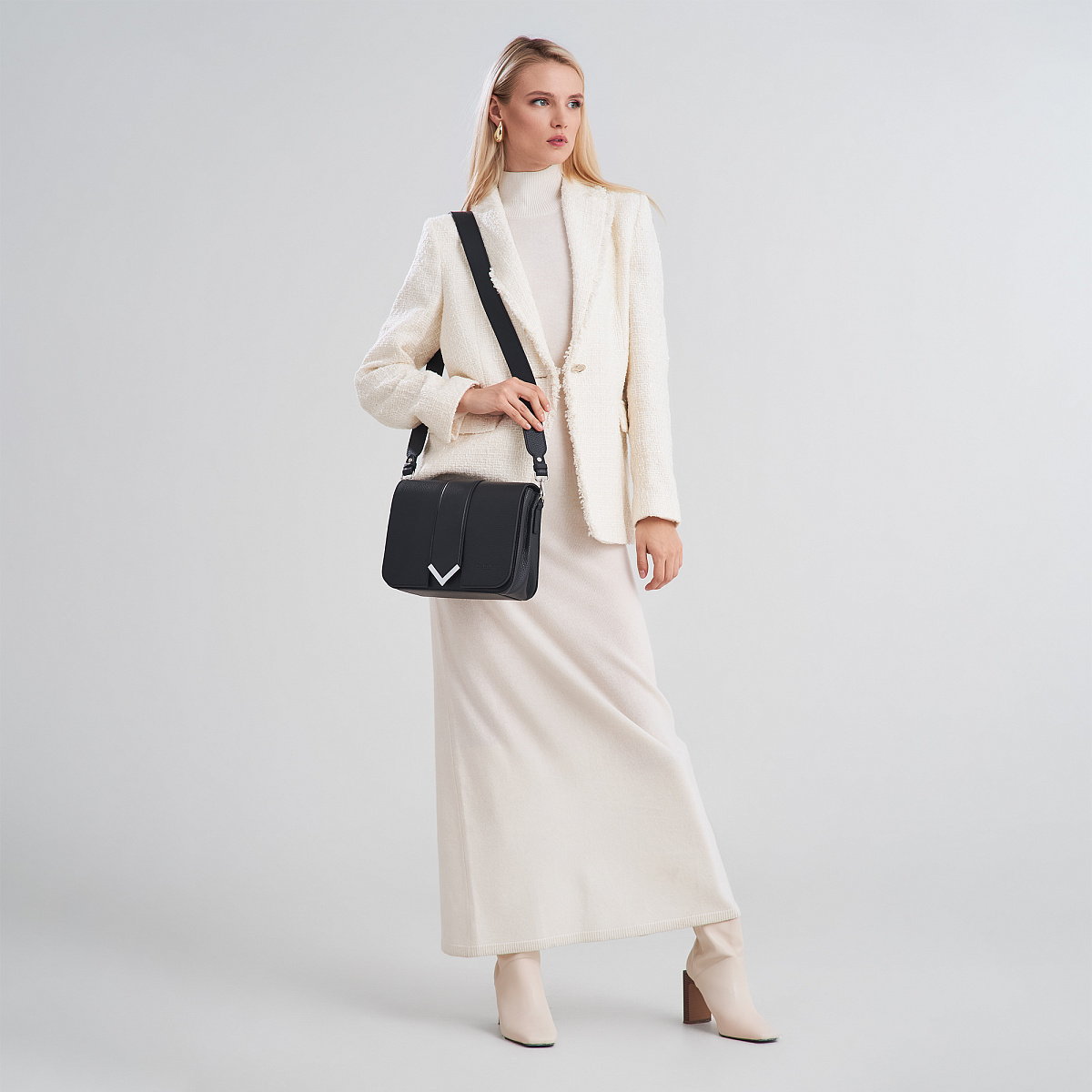 Женская сумка Dr. Koffer из натуральной кожи черная