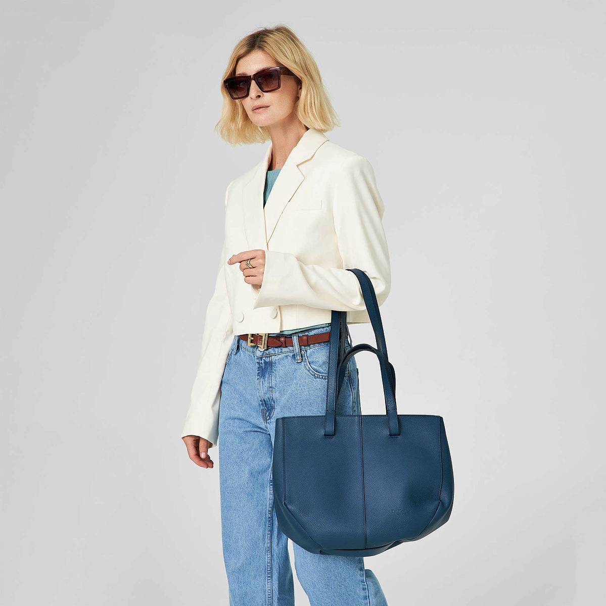 Женская сумка Dr. Koffer из натуральной кожи синяя