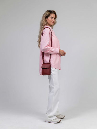 Сумка через плечо Dr.Koffer из натуральной кожи бордовая