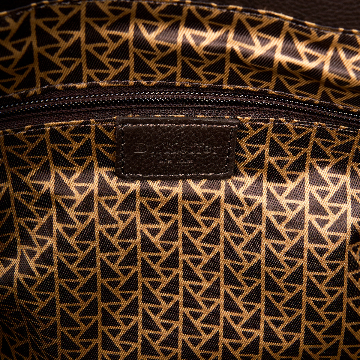 Деловая сумка Dr.Koffer из натуральной кожи темно-коричневая