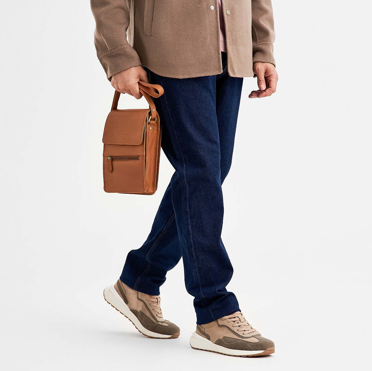 Сумка через плечо Dr.Koffer из натуральной кожи коричневая