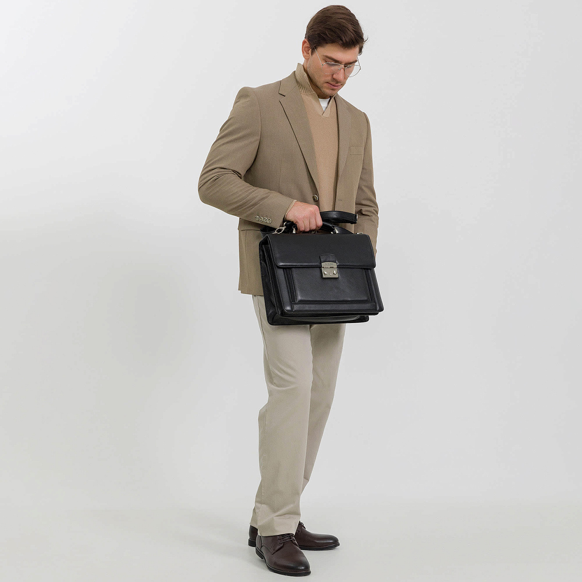 Портфель Dr.Koffer из натуральной кожи черный