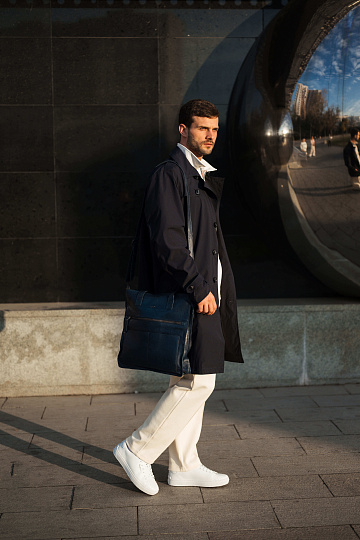 Деловая сумка Dr.Koffer из натуральной кожи синяя