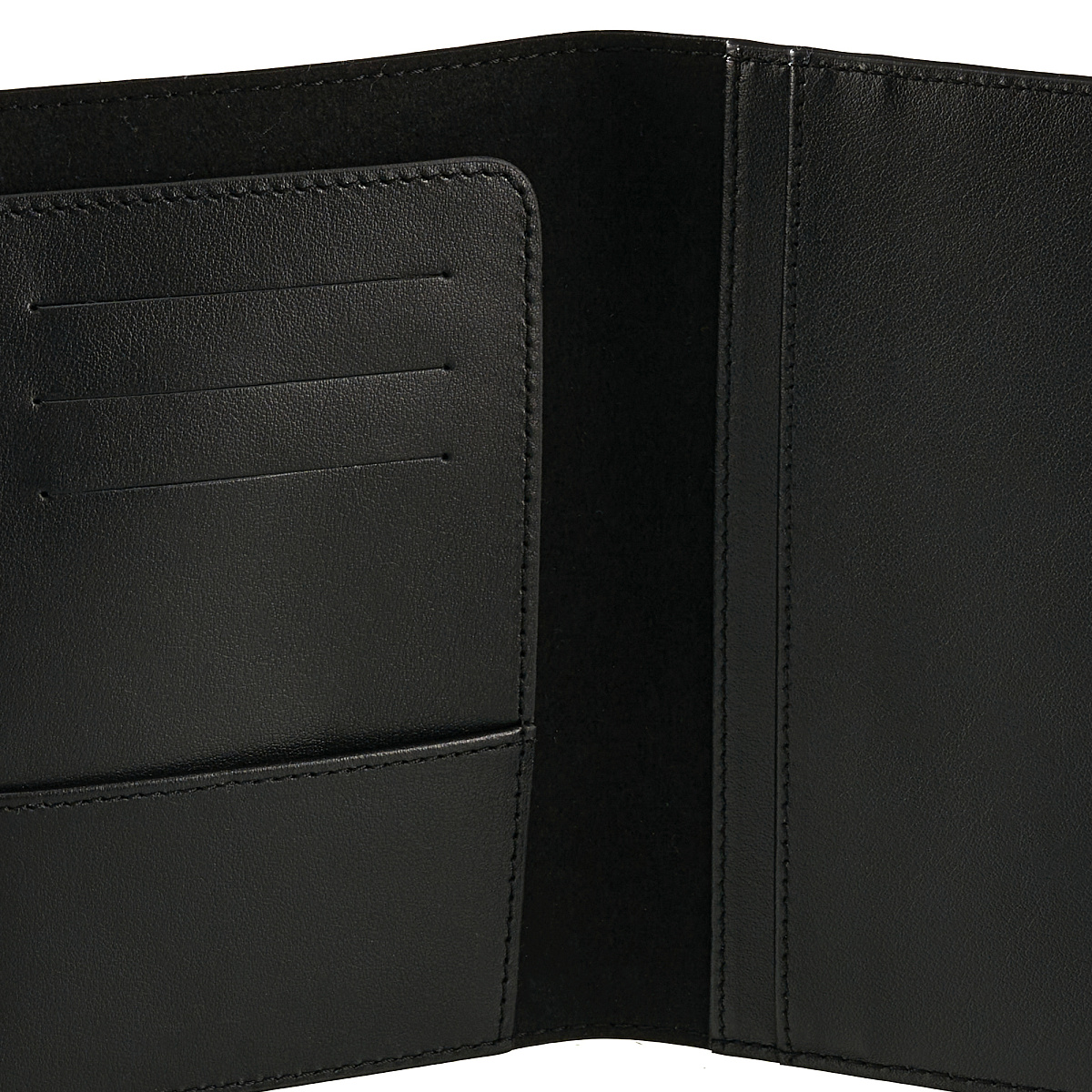 Обложка для паспорта Dr.Koffer из натуральной кожи черная