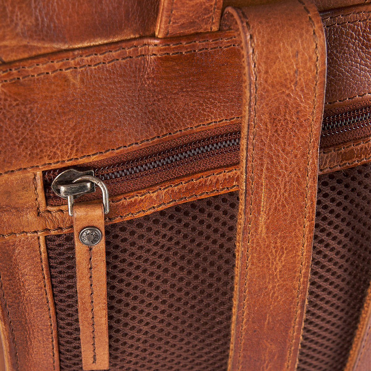 Рюкзак Dr.Koffer из натуральной кожи светло-коричневый