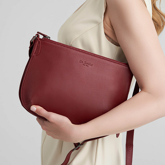 Женская сумка Dr. Koffer из натуральной кожи бордовая
