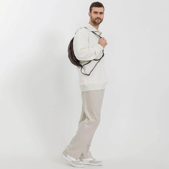 Сумка на пояс Dr. Koffer из натуральной кожи коричневая