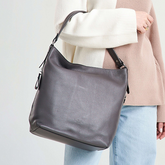 Женская сумка Dr. Koffer из натуральной кожи серая