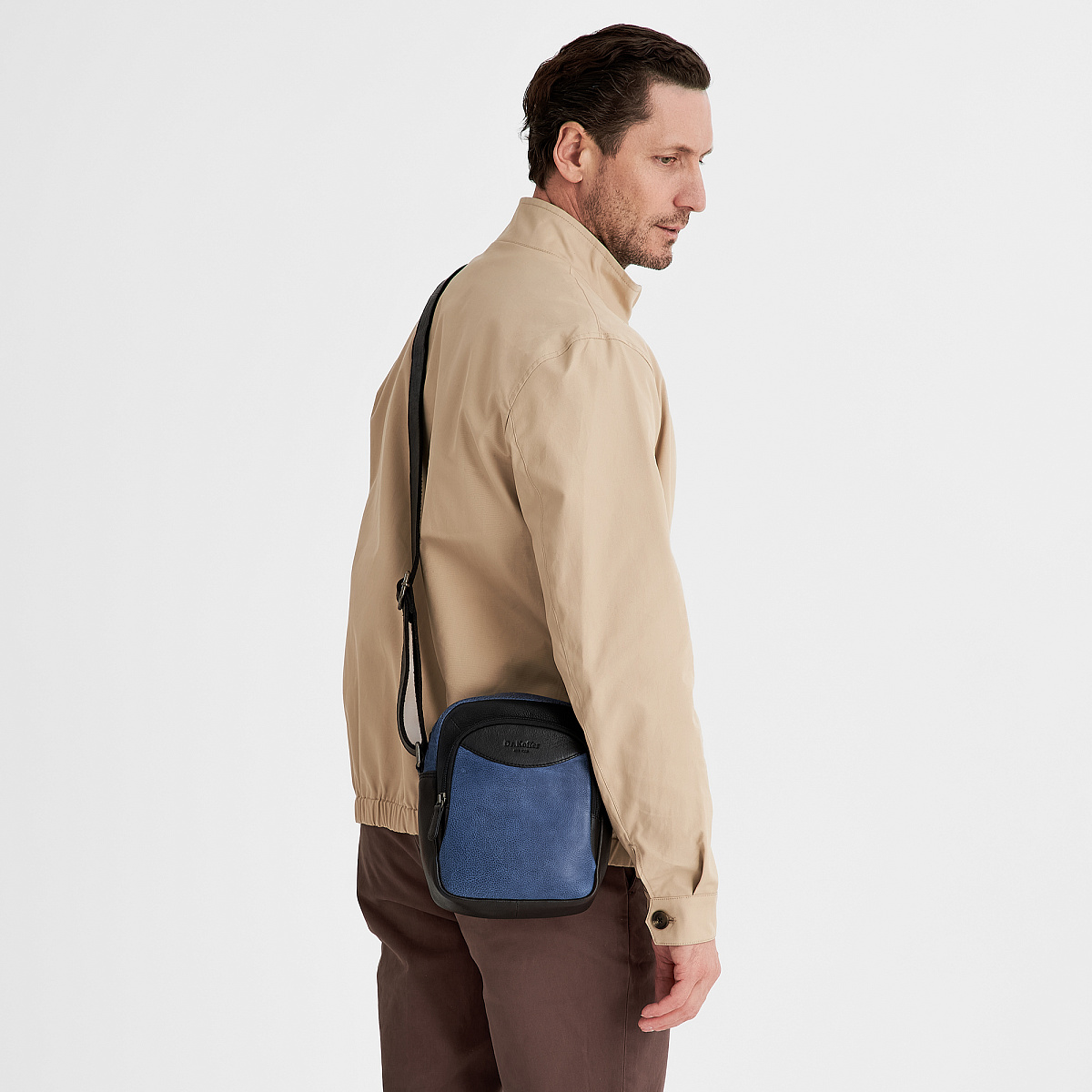 Сумка через плечо Dr.Koffer из натуральной кожи синяя