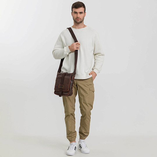 Сумка через плечо Dr.Koffer из натуральной кожи коричневая