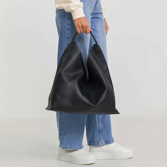 Женская сумка Dr. Koffer из натуральной кожи черная