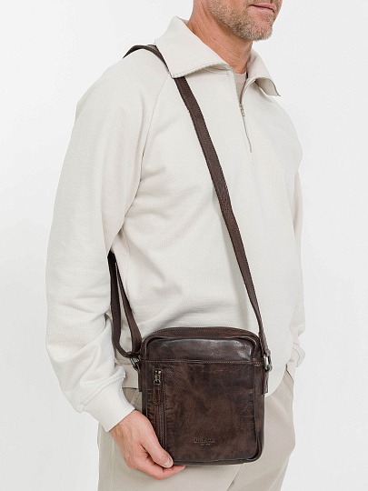 Сумка через плечо Dr.Koffer из натуральной кожи коричневая