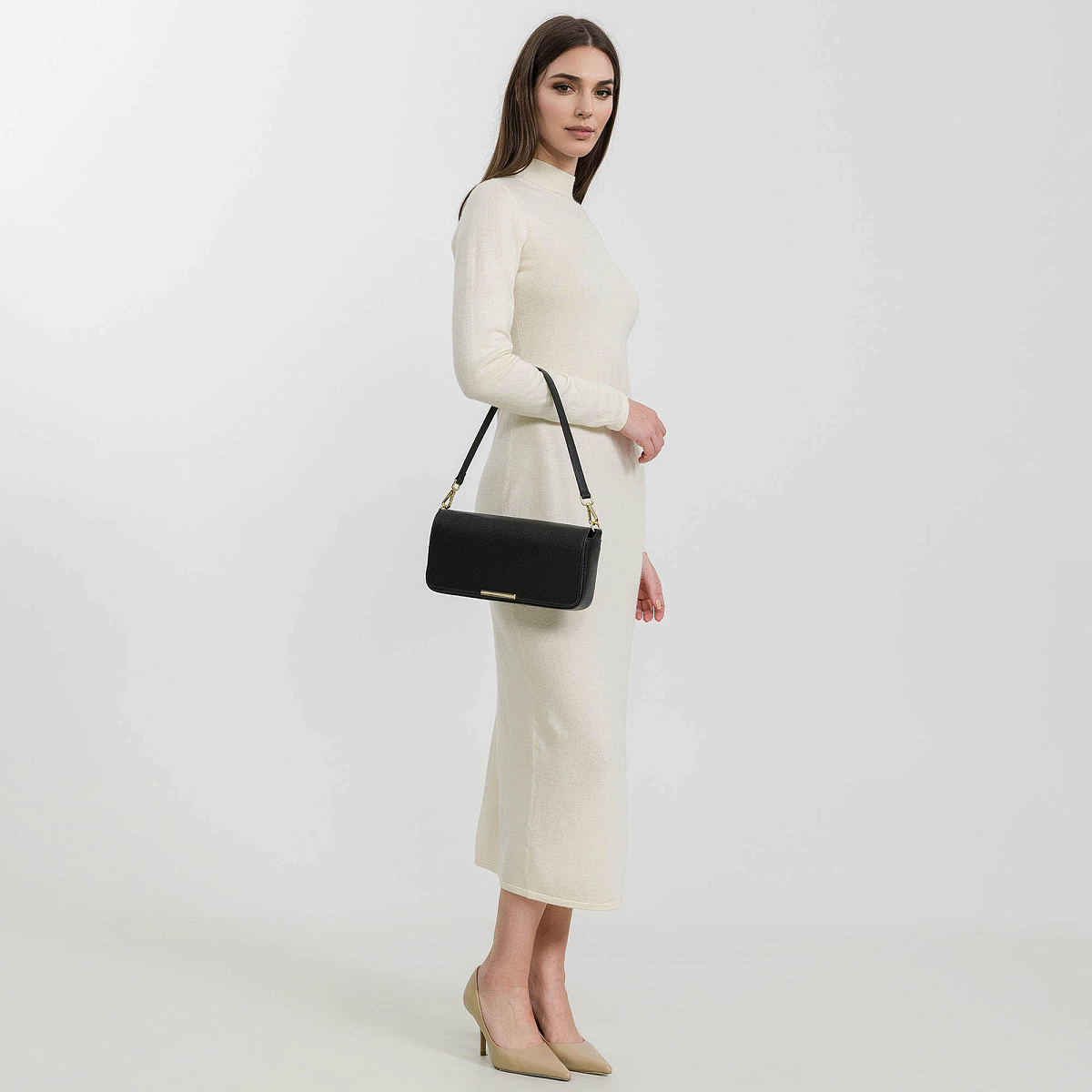 Женская сумка  Dr. Koffer из натуральной кожи черная