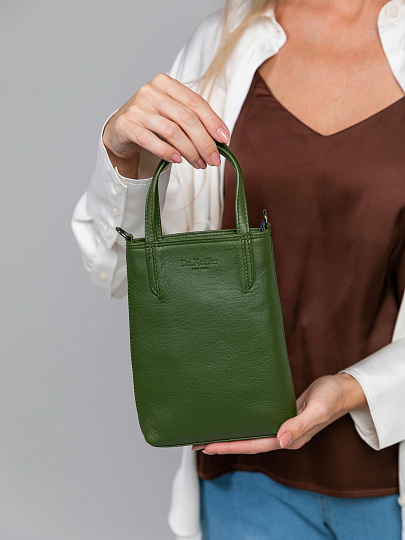 Сумка через плечо Dr.Koffer из натуральной кожи зеленая