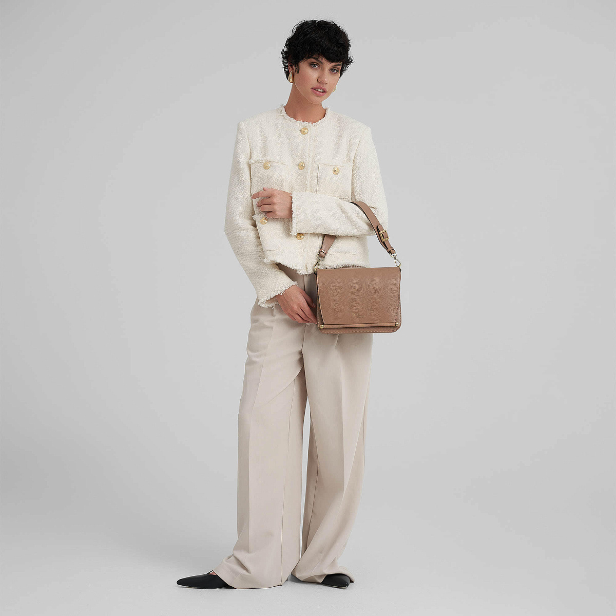 Женская сумка Dr. Koffer из натуральной кожи бежевая