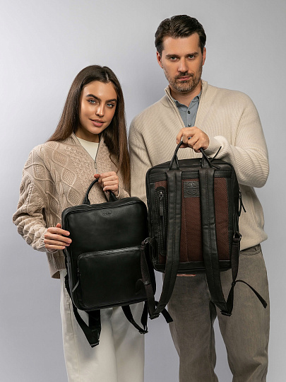 Рюкзак Dr.Koffer из натуральной кожи черный