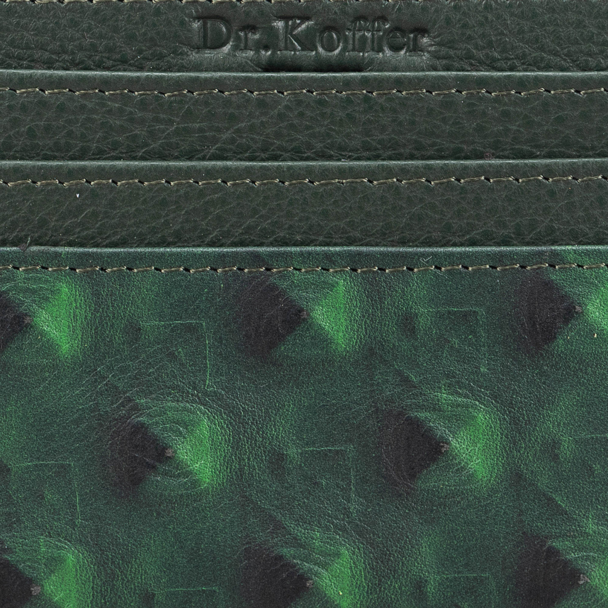 Кредитница Dr.Koffer из натуральной кожи зеленая