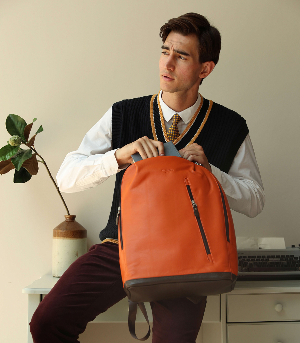 Рюкзак Dr.Koffer из натуральной кожи оранжевый