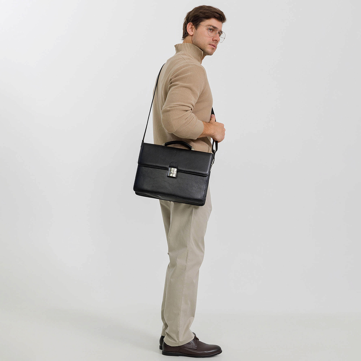 Портфель Dr.Koffer из натуральной кожи черный