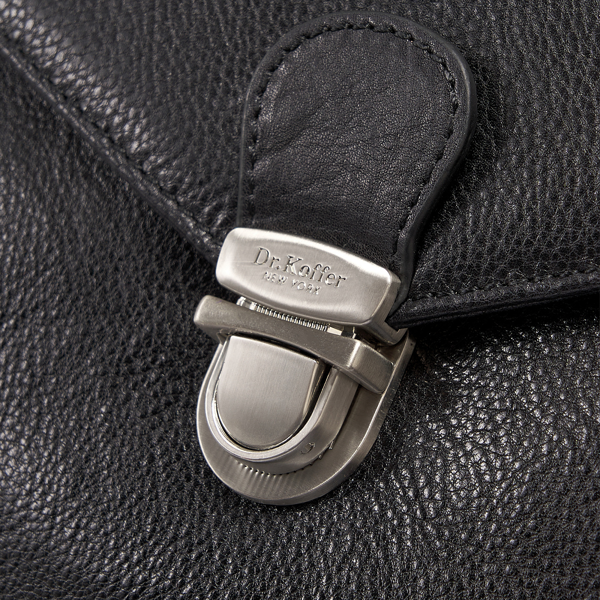 Портфель Dr.Koffer из натуральной кожи черный